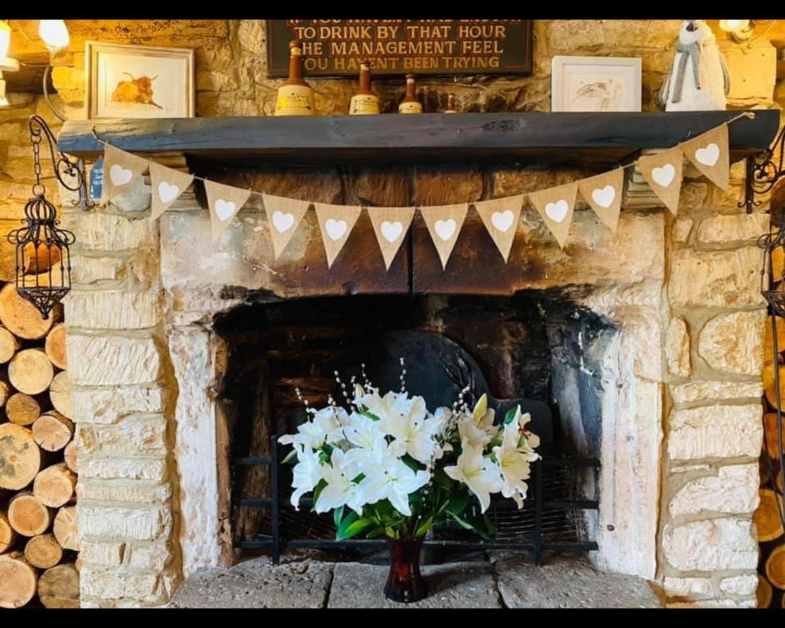 The Rose & Crown Farmhouse Kitchen Nympsfield Esterno foto