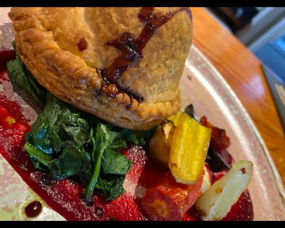 The Rose & Crown Farmhouse Kitchen Nympsfield Esterno foto