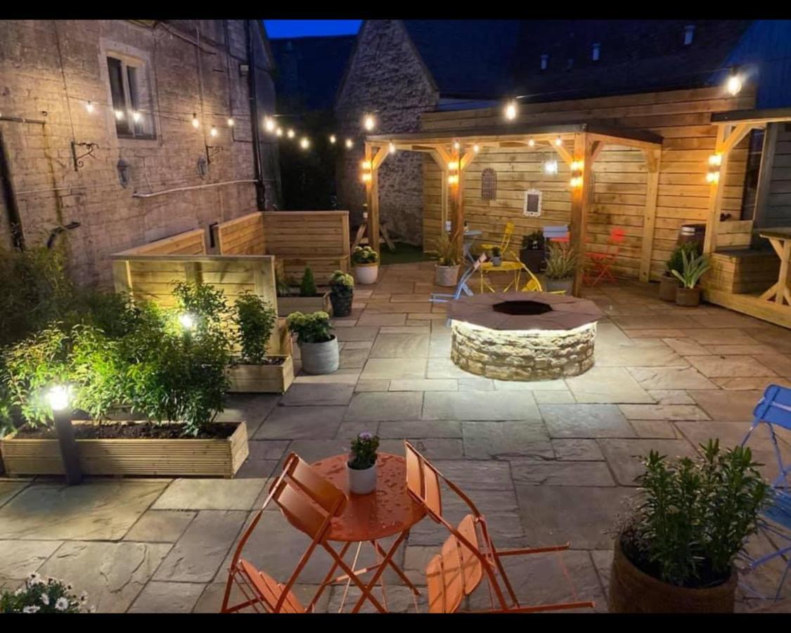 The Rose & Crown Farmhouse Kitchen Nympsfield Esterno foto